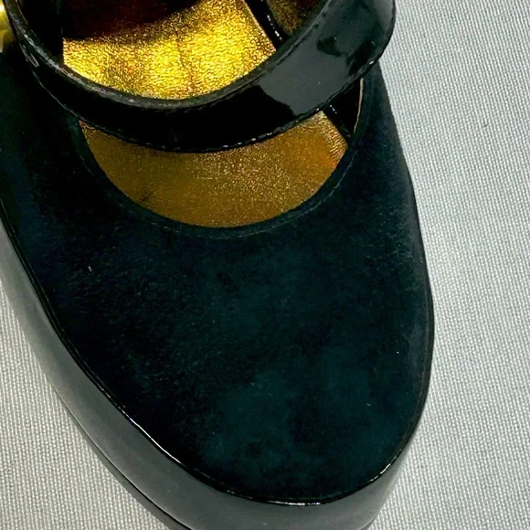 Women’s Coach Davine Platform Black Suede with Gold Heel Size 8 Great Condition! - Picture 12 of 16